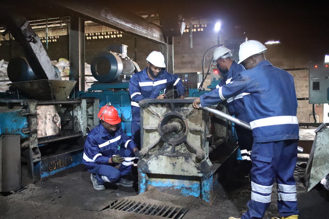 Topcell engineering team maintaining crushing equipment